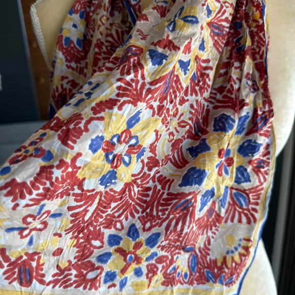 Vintage Floral scarf - Picture 2 of 4